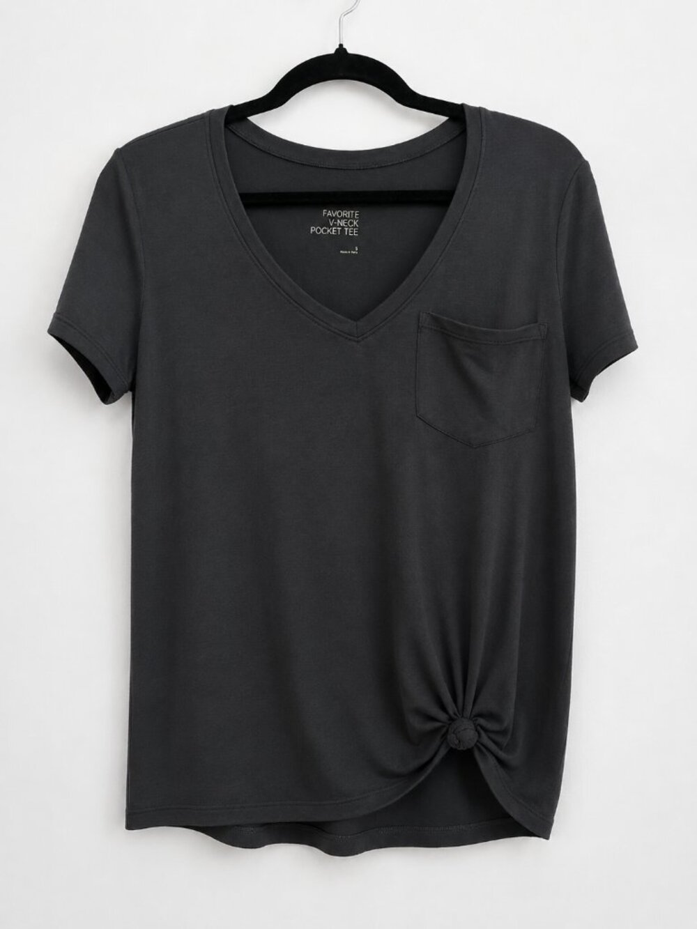 SO Black Vneck Pocket Tee Size Small